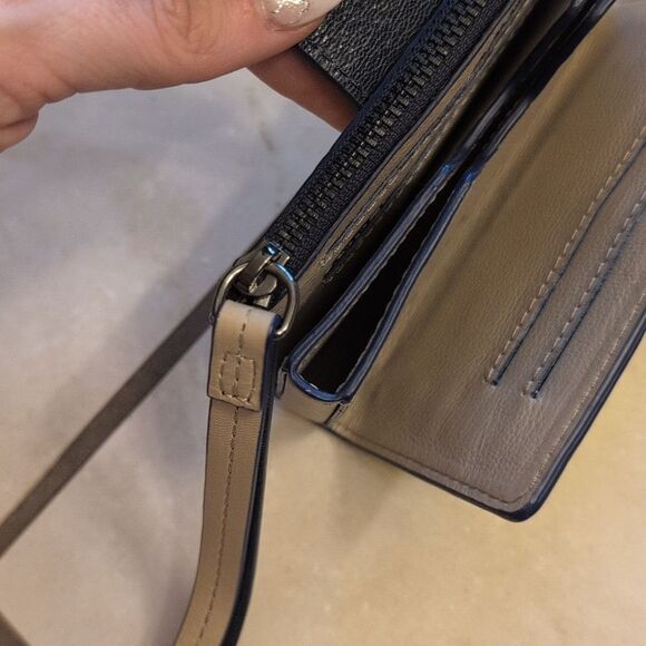 OH By Joy Gryson Wallet Wristlet Yellow Leather - Picture 6 of 10